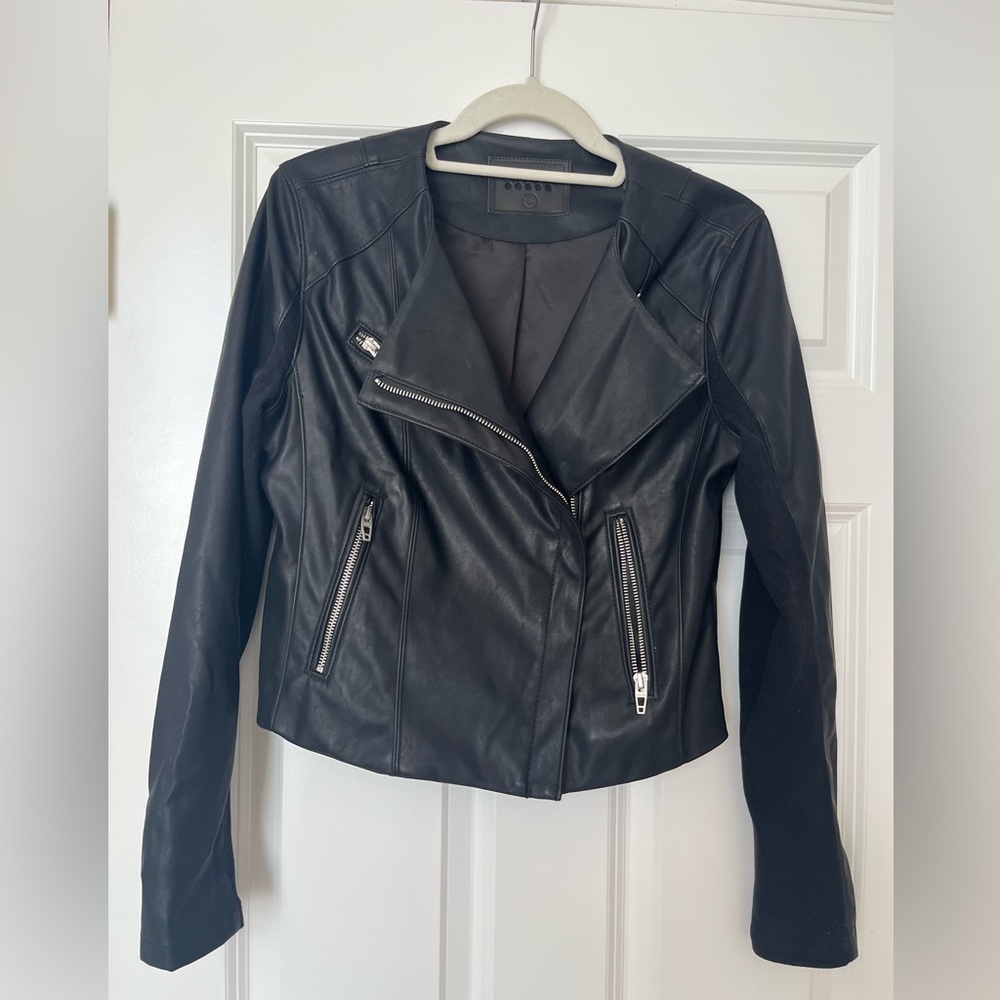 Blank NYC Black Cropped Moto Jacket size S